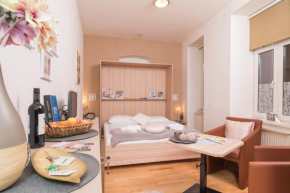 Гостиница Apartment Neustiftgasse, Вена